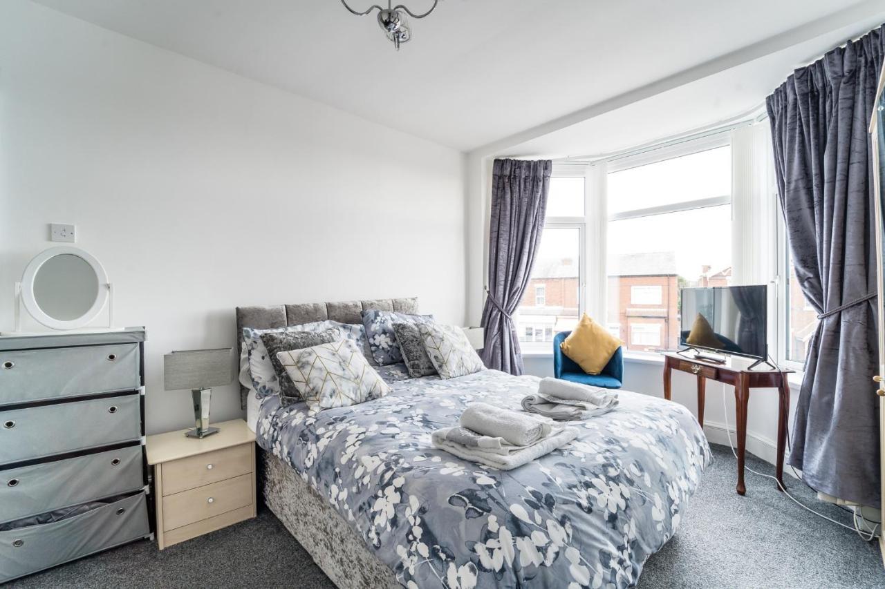 Birkdale Southport Boutique Apartment Sleeps 5 エクステリア 写真